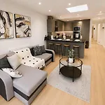 Lägenhet Boutique 2 Bed Abode - Parking - Garden