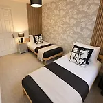 Boutique 2 Bed Abode - Parking - Garden * Bristol