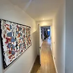 Boutique 2 Bed Abode - Parking - Garden