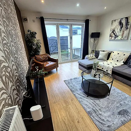 Boutique 2 Bed Abode - Parking - Garden Бристоль