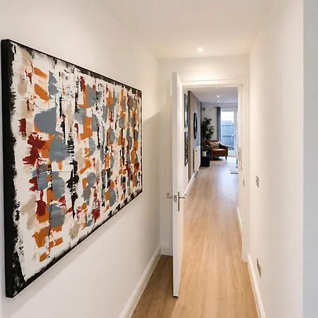 Boutique 2 Bed Abode - Parking - Garden * Bristol